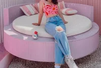Y2K Fashion Guide: Trends, Icons, and How to Wear the Look