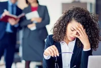 30 Signs You’re in a Toxic Workplace and What to Watch For