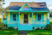Top Homes in America’s Most Charming Small Towns