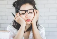 Relatable Funny Tweets That Nail What It’s Like to Be Overworked