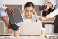 12 Hard Lessons People Learned From Their Worst Jobs Ever