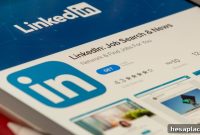 6 Must-Have Elements for a Standout LinkedIn Profile