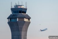 Air Traffic Controllers Taking Second Jobs to Survive the Shutdown