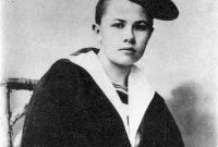 10 Women Who Dressed as Men and Changed History