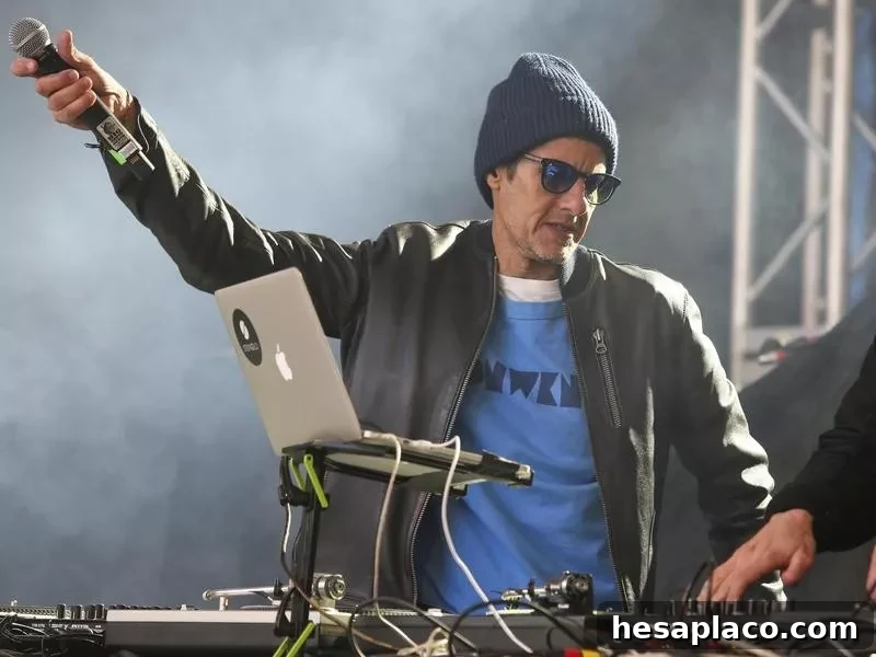 Mike D