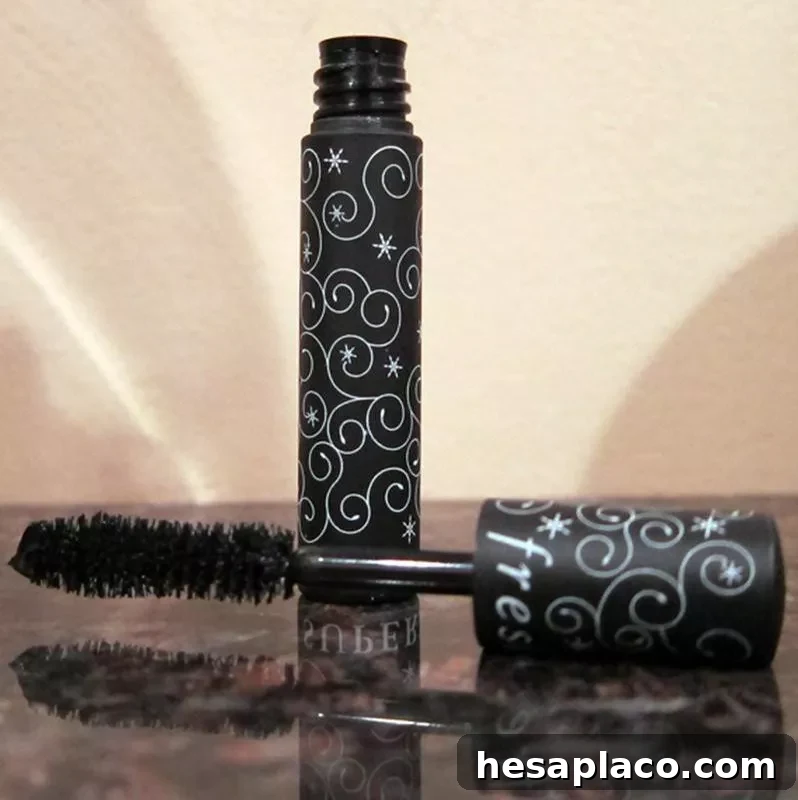Fresh Supernova Mascara