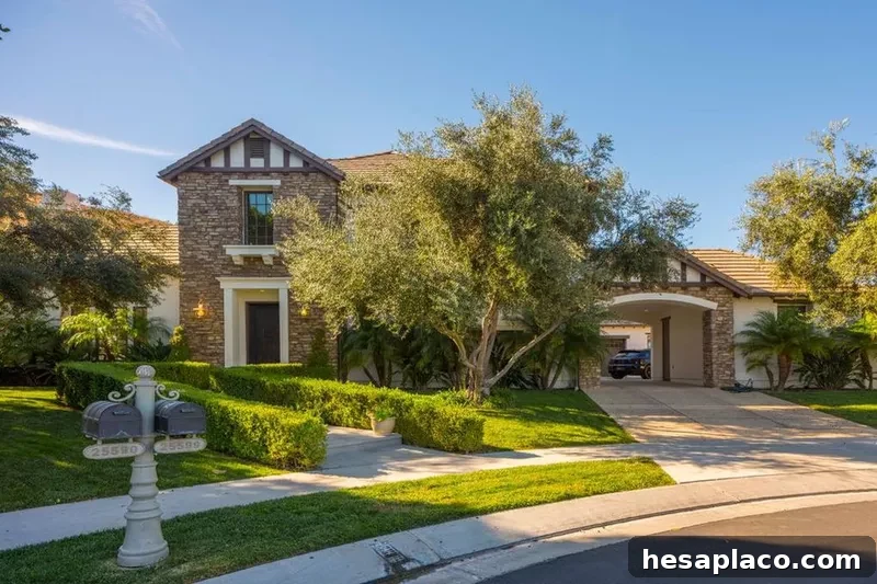 Katie Holmes' driveway
