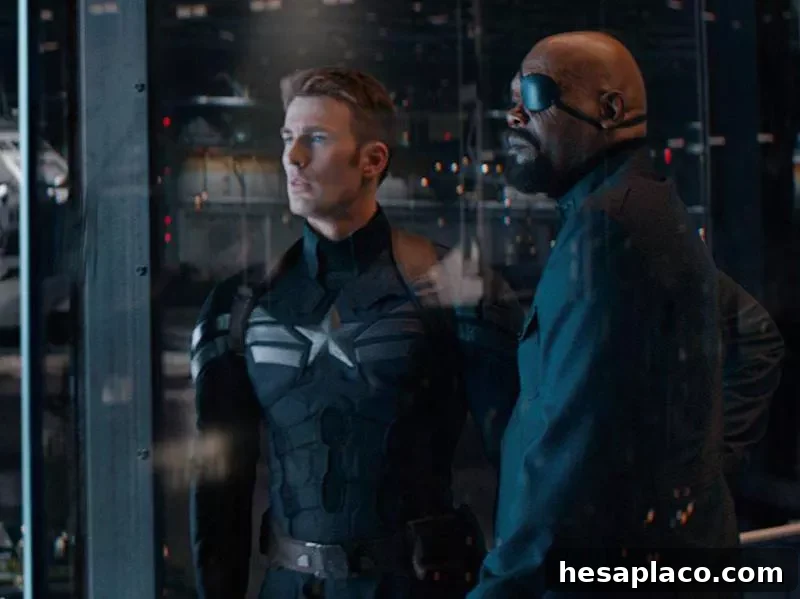 Samuel L. Jackson and Chris Evans in Captain America: The Winter Soldier (2014)