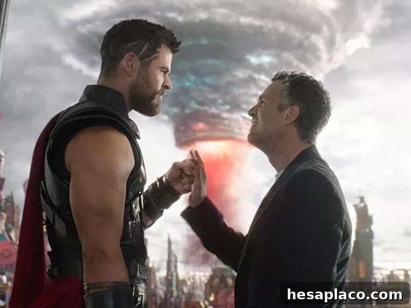 Mark Ruffalo and Chris Hemsworth in Thor: Ragnarok (2017)