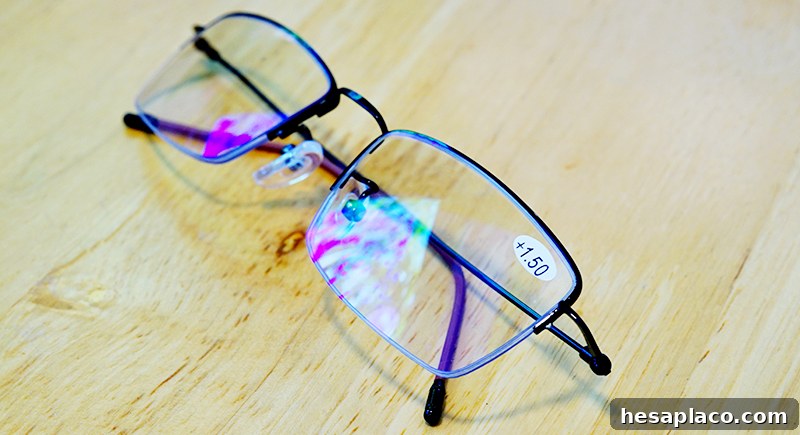 Reading glasses with frames