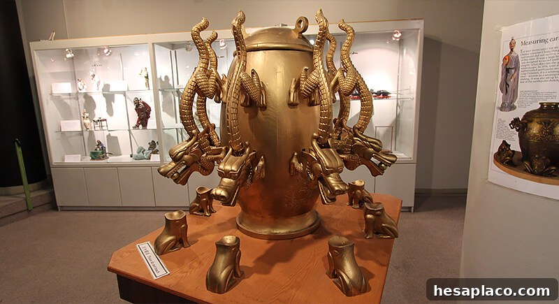 Model of Zhang Heng's seismoscope