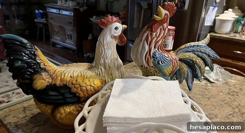 Ceramic rooster decor
