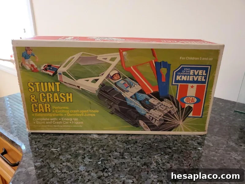 Ideal Evel Knievel Stunt & Crash Car