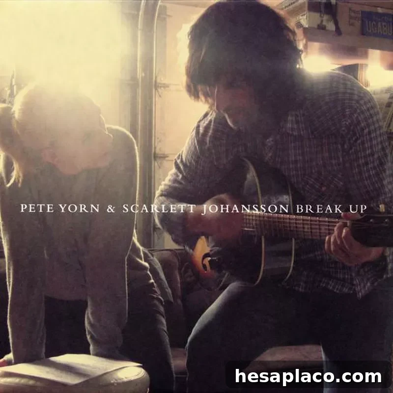 Scarlett Johansson with Pete Yorn