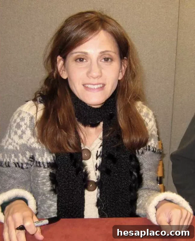 Kerri Green at an autograph signing