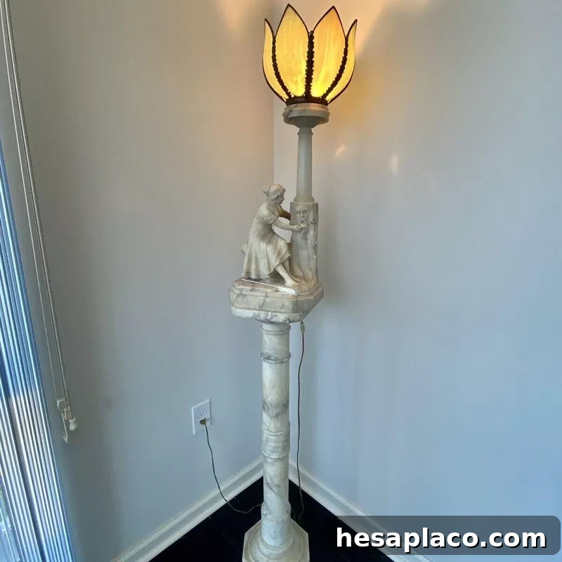 Marble Statue Lamp