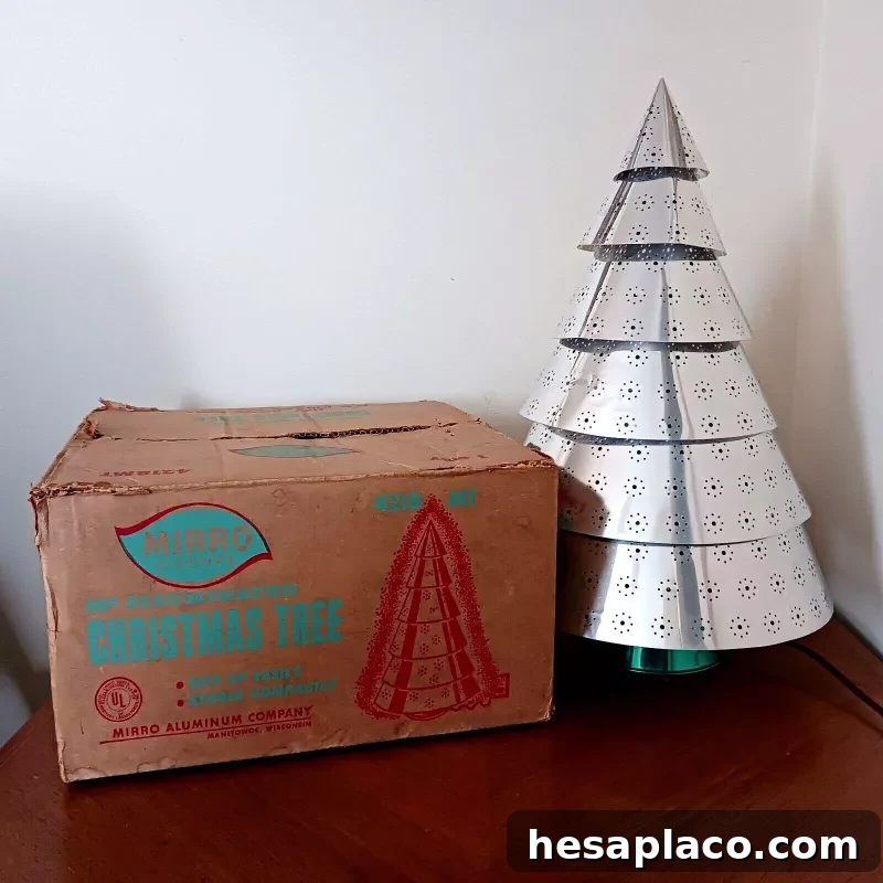 Aluminum table top tree