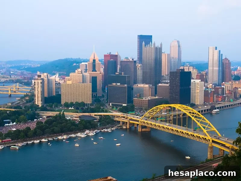 Pittsburgh, Pennsylvania skyline during the day