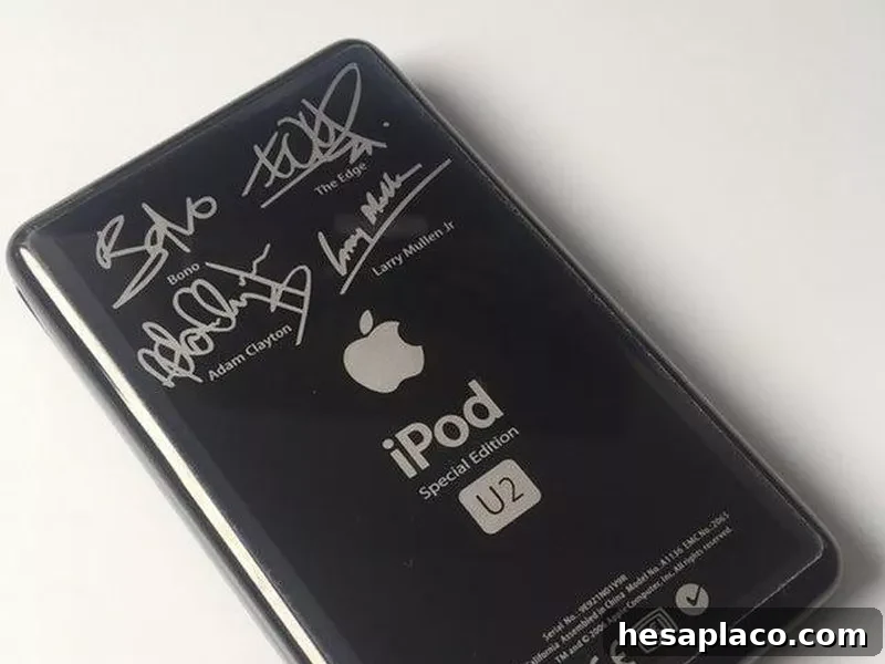 U2 iPod back