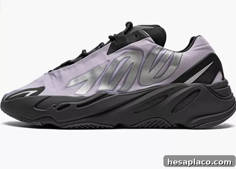 Adidas Yeezy 700