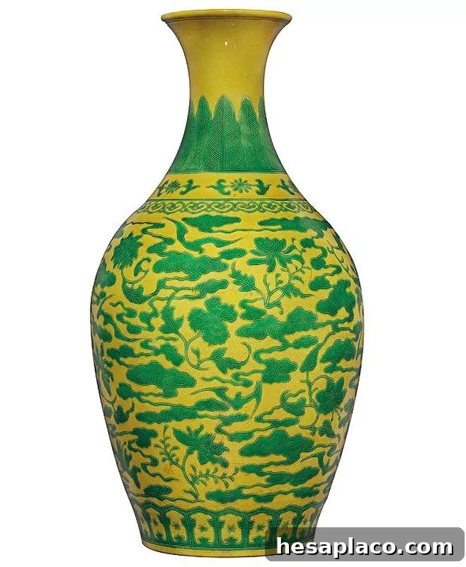 Chinese Green And Yellow Yongzheng Vase