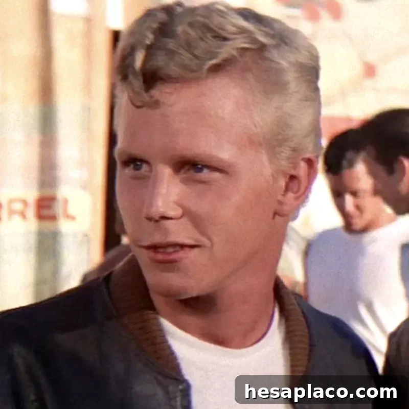 Kelly Ward as Putzie