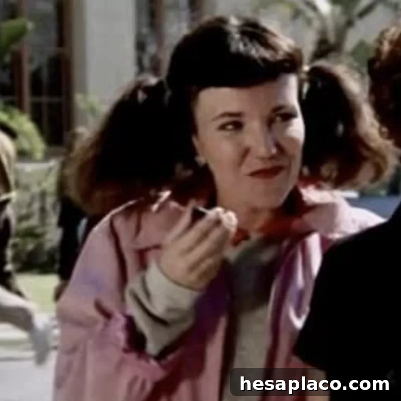 Jamie Donnelly as Jan