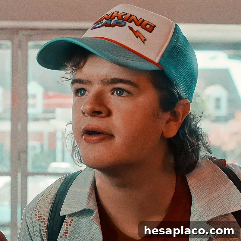 Gaten Matarazzo as Dustin Henderson in Stranger Things