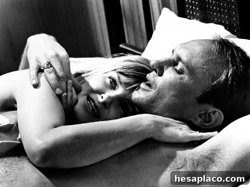 James Olson and Joanne Woodward in Rachel Rachel