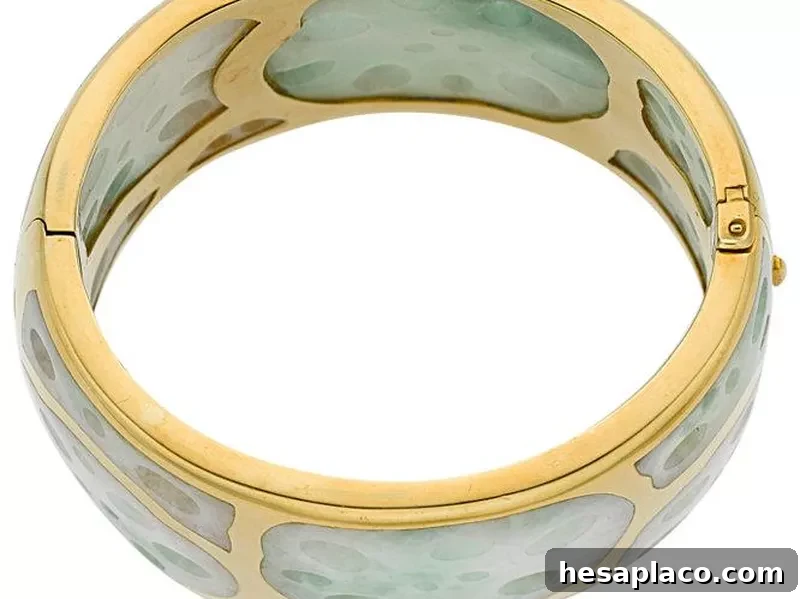 Jadeite Jade and Gold Bracelet for Tiffany & Co