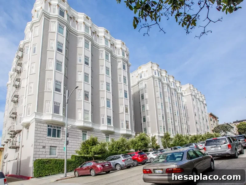 Lombard Apartments