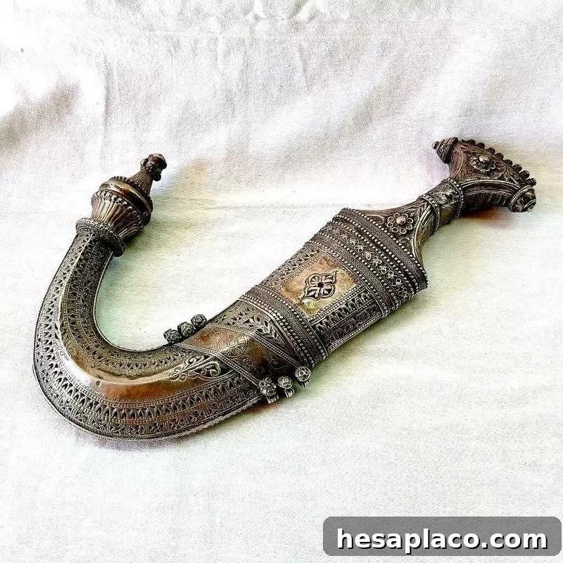 Antique Yemenite Silver Jambiya Dagger