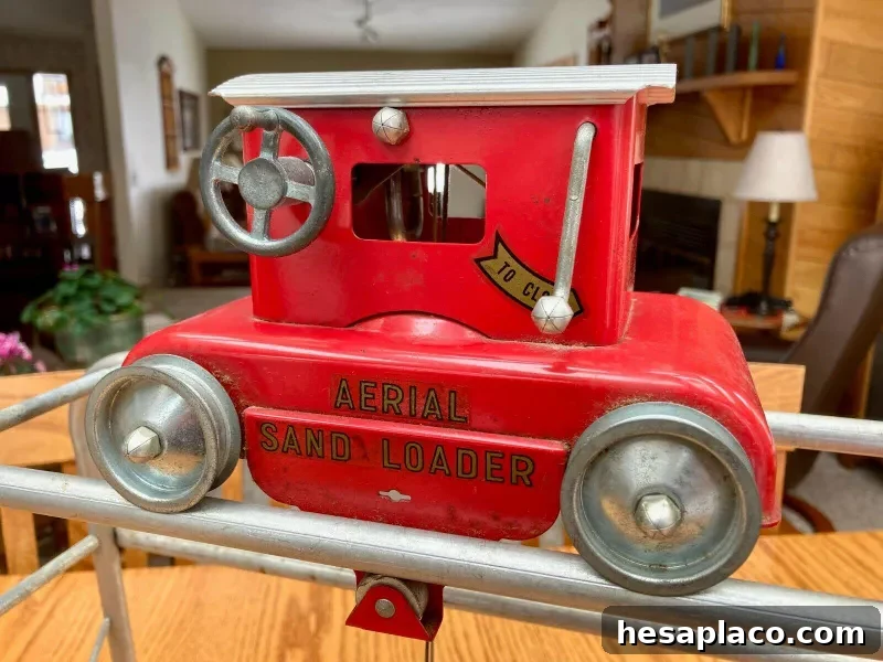 Vintage 1950s Tonka Aerial Sand Loader