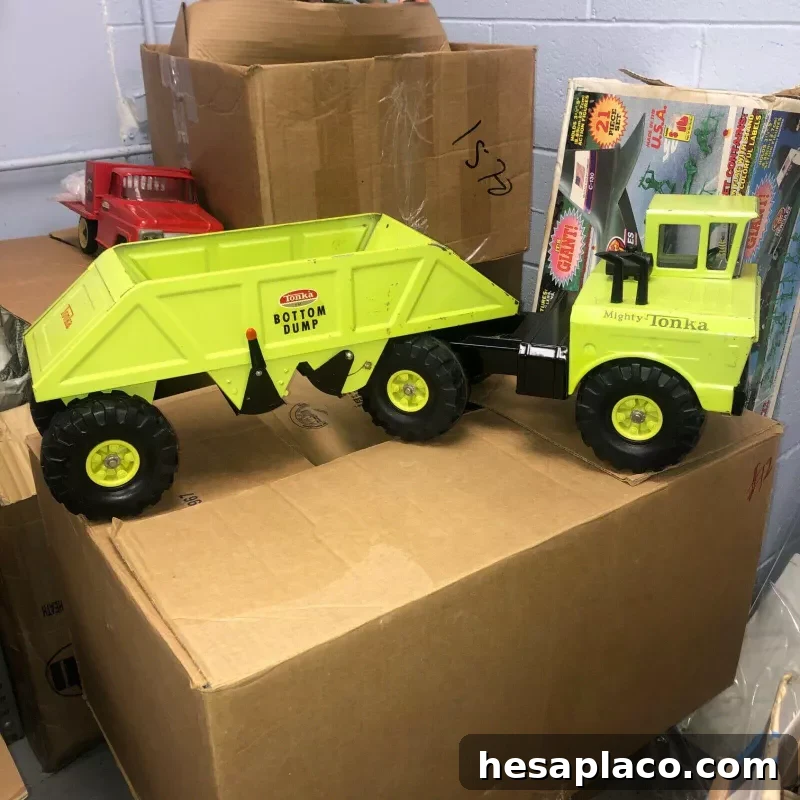 Collectible Vintage Mighty Tonka Euclid Green Dump Truck