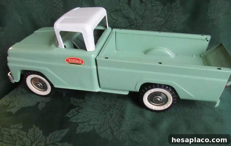 Tonka Toys Light Green Pickup Truck