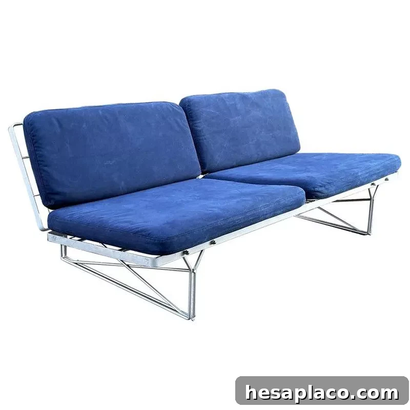 Moment Sofa