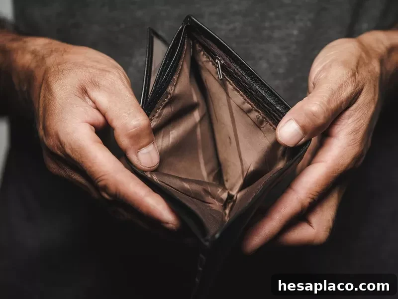Man without money in his wallet