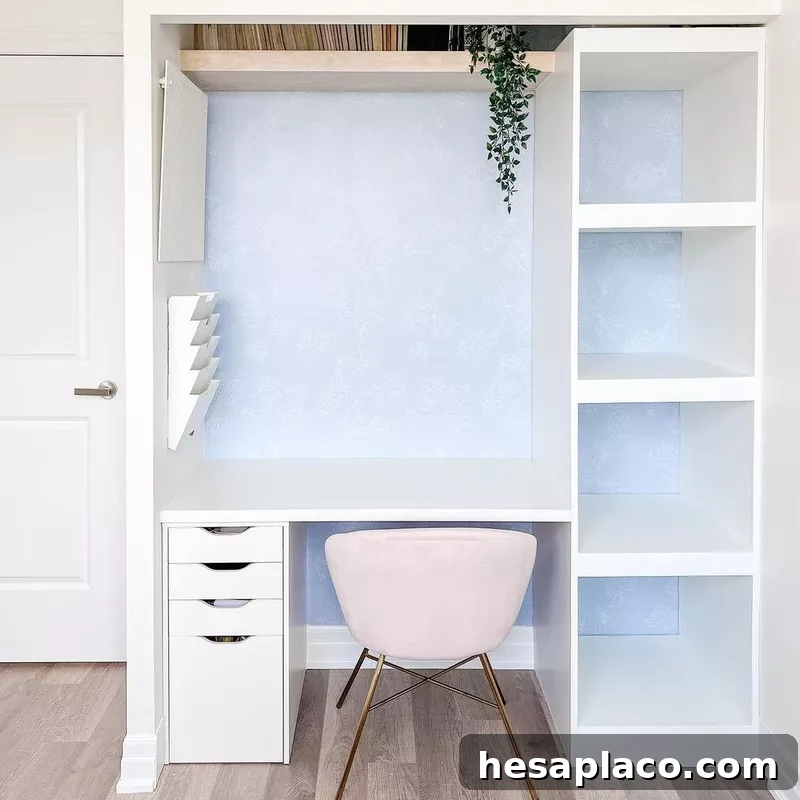 Light colored cloffice
