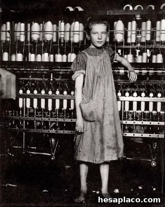Child working in cotton mill