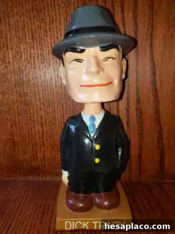 Dick Tracy bobblehead